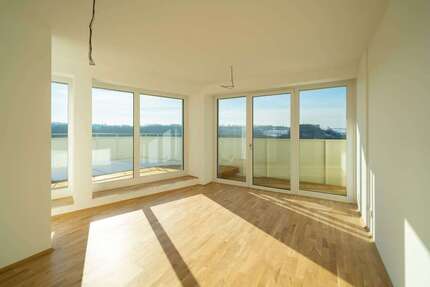 Wohnung zum Mieten in Regensburg 1.550,46 € 95.86 m²