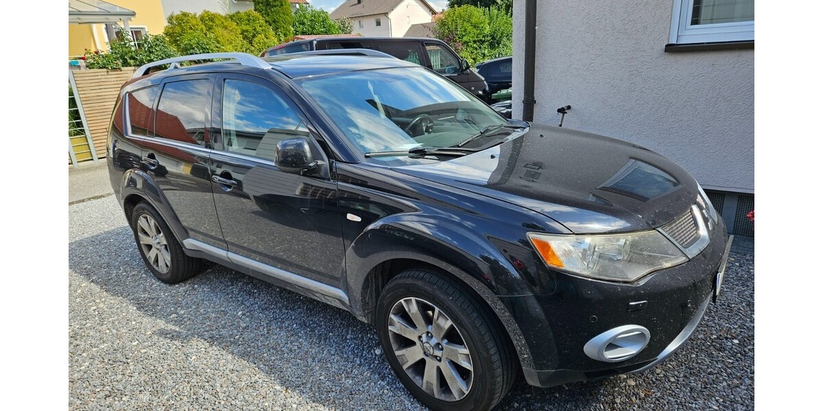 Mitsubishi Outlander 189.000 km 8.999 € Barbing 93092