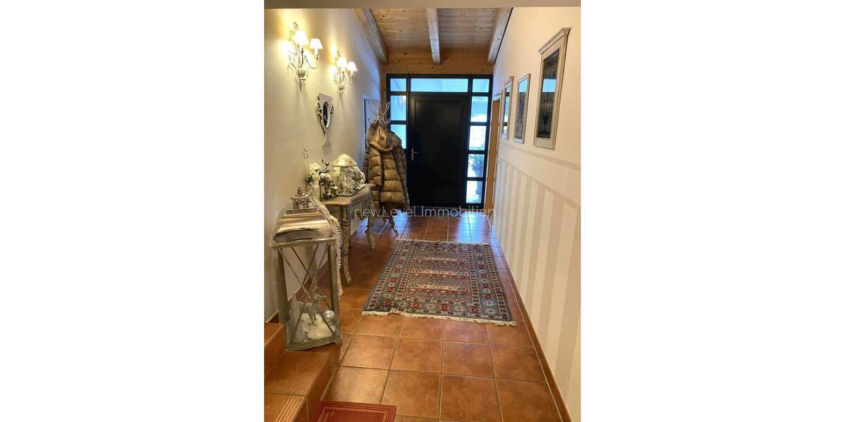 Mehrfamilienhaus, Wohnhaus Maxhütte-Haidhof Maxhütte - 9 Zimmer, 230 m&sup2;, 1.129.000&euro; | Angebot:25734294