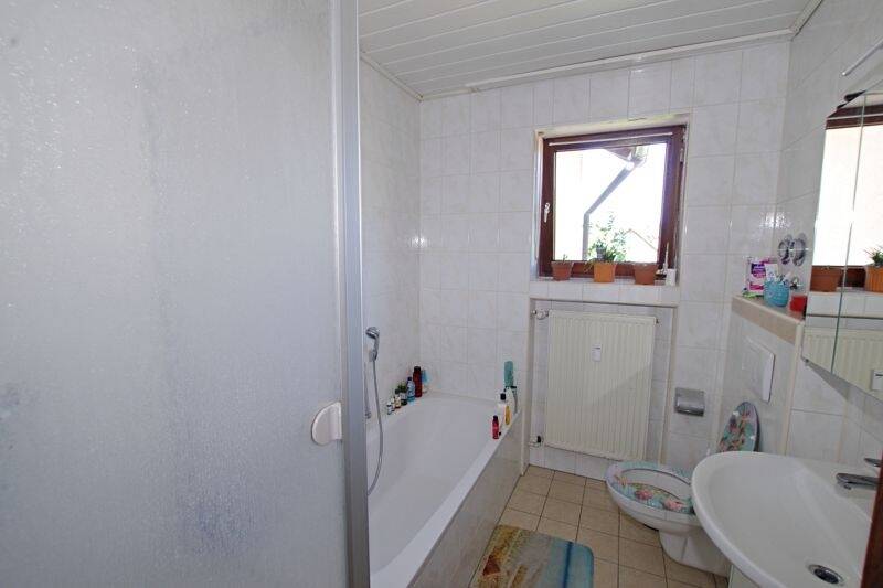 Mehrfamilienhaus, Wohnhaus Nittendorf Undorf - 6 Zimmer, 220 m&sup2;, 990.000&euro; | Angebot:23972768