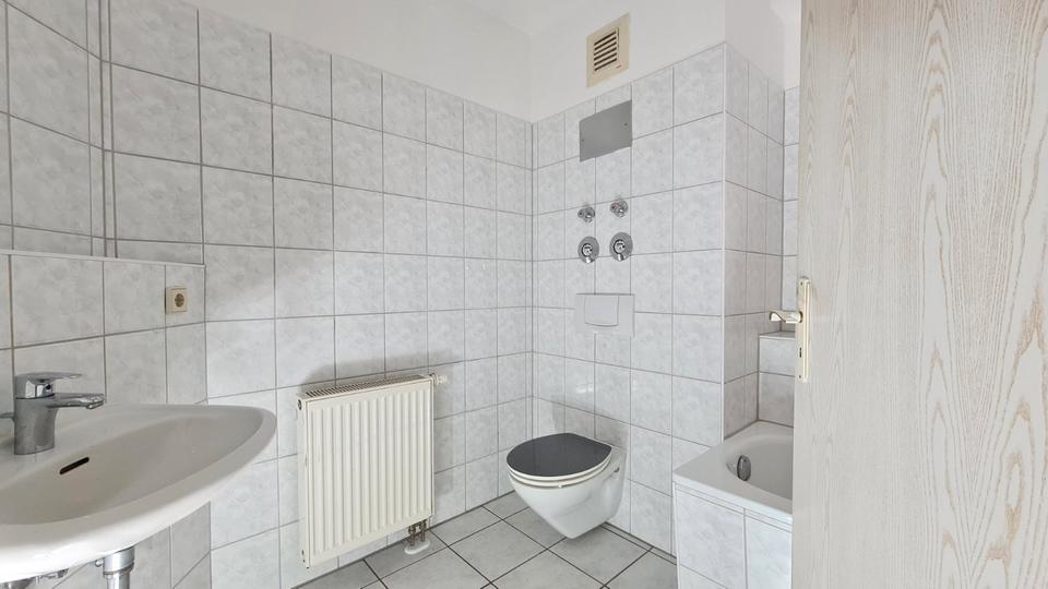 Maisonettenwohnung Wenzenbach - 2 Zimmer, 92 m&sup2;, 700&euro; | Angebot:26382647