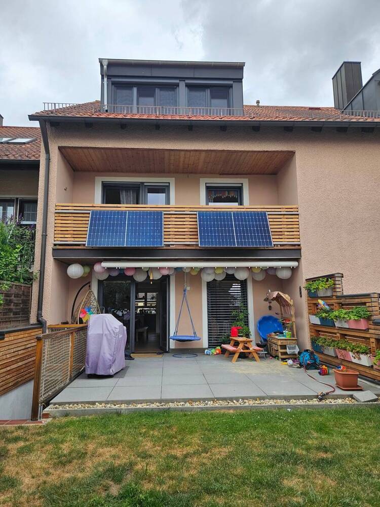 Der Fluß, das DEZ die Altstadt vor der Tür saniertes Reihenmittelhaus in Regensburg Weichs