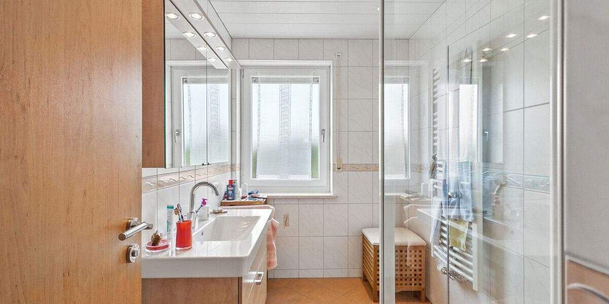 Mehrfamilienhaus, Wohnhaus Thalmassing - 1 Zimmer, 360 m&sup2;, 580.000&euro; | Angebot:25743842