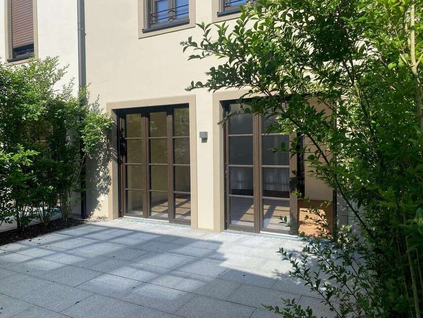 Haus zum Mieten in Abensberg 1.500 € 137 m²