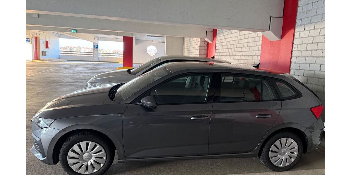 Skoda Scala 31.000 km 20.999 &euro; Regensburg 93059