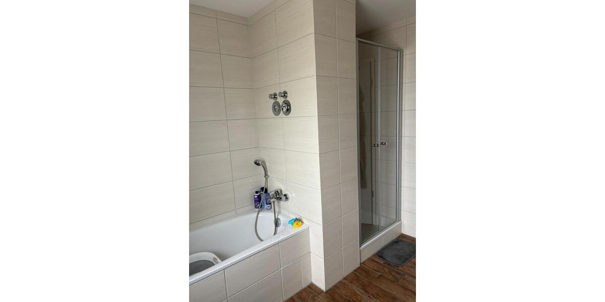 Etagenwohnung Regenstauf - 3 Zimmer, 80 m&sup2;, 1.050&euro; | Angebot:26705037