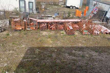 Grundstück in Regenstauf 170.000 € 704 m² zimmer