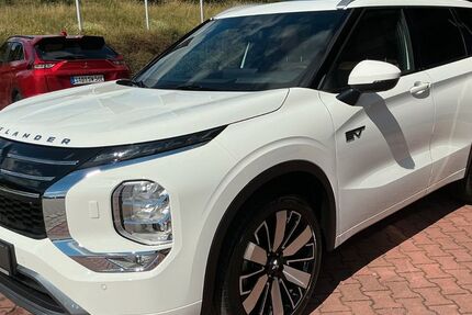 Mitsubishi Plug-in Hybrid Outlander 9.621 km 44.990 &euro; Burglengenfeld 93133