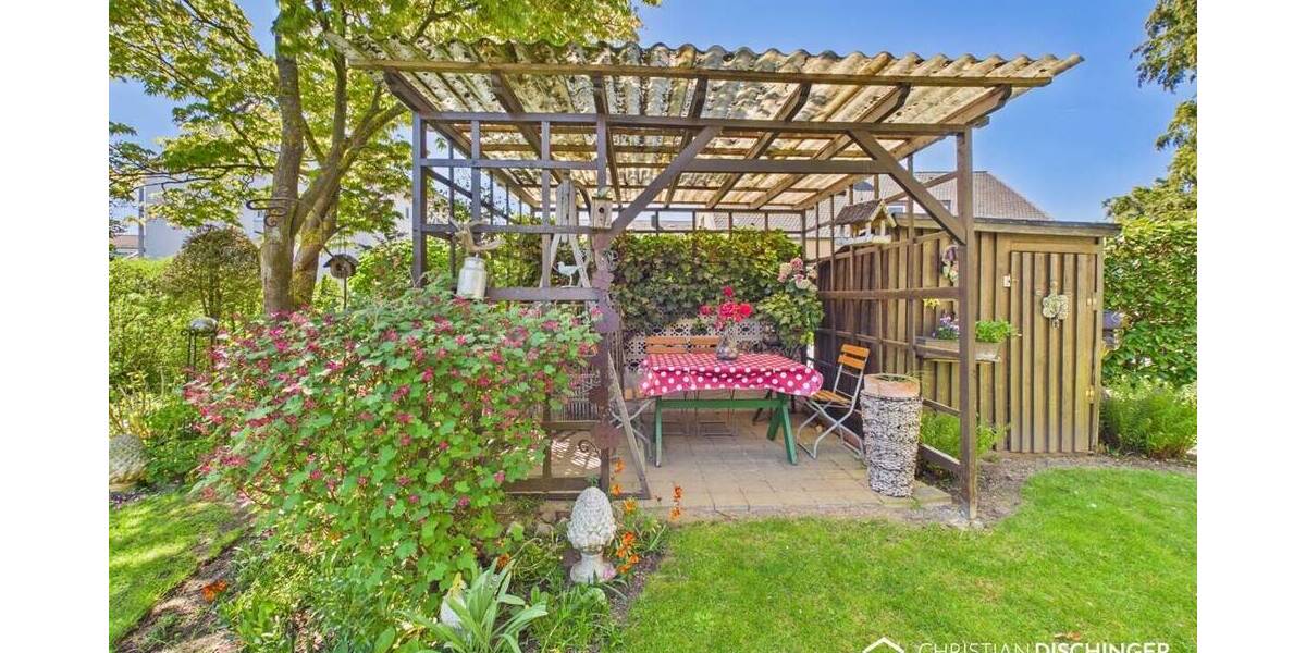 Einfamilienhaus Zeitlarn - 8 Zimmer, 183 m&sup2;, 629.000&euro; | Angebot:26704286