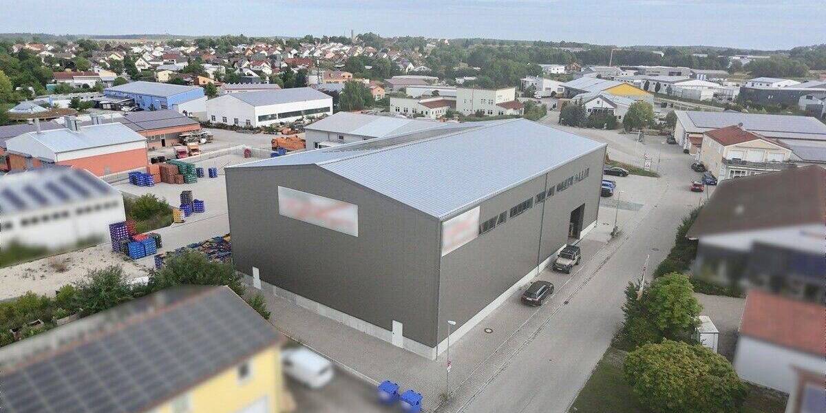 Zentral. Vielseitig. Nutzbar. Moderne Gewerbehalle in Hemau zimmer