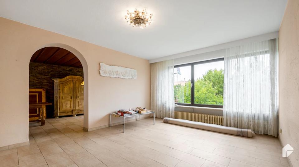 Einfamilienhaus Bad Abbach - 10 Zimmer, 341 m&sup2;, 679.000&euro; | Angebot:26850856