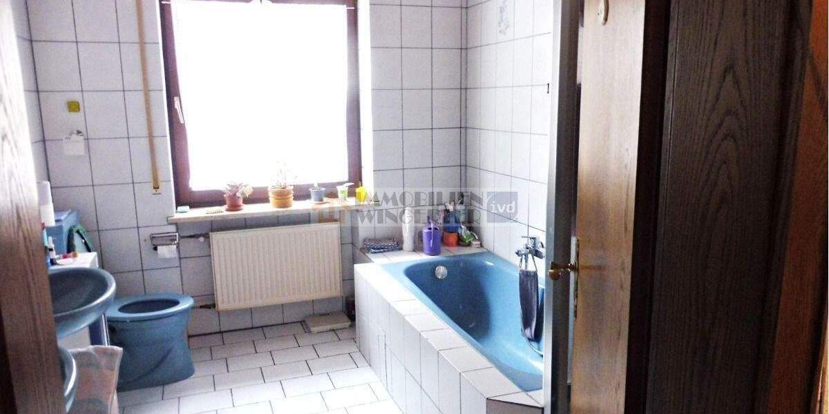 Einfamilienhaus Regensburg Kumpfmühl-Ziegetsdorf-Neuprüll - 6 Zimmer, 168 m&sup2;, 825.000&euro; | Angebot:25702514