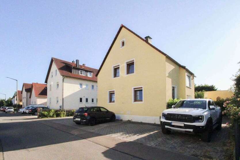 Haus zum Kaufen in Schwandorf 375.000 € 130 m²