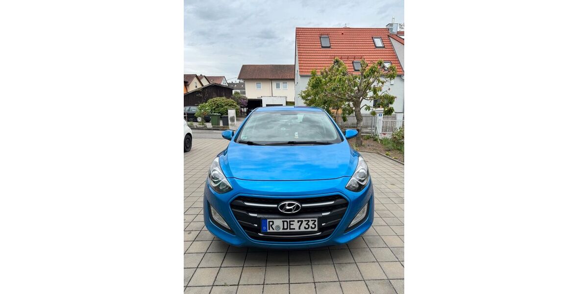Hyundai i30 140.000 km 9.500 &euro; Regensburg 93053