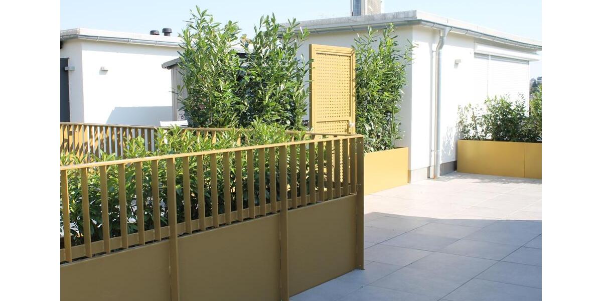 Regensburg-West, 110qm, Sky Suite, hochwertig möbliert und vollständig ausgestattet bis zu 3 Personen 3 zimmer