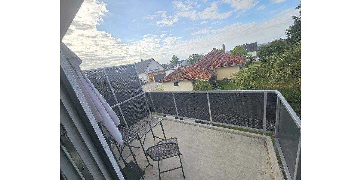 Etagenwohnung Aufhausen - 2 Zimmer, 59 m&sup2;, 685&euro; | Angebot:25779100
