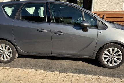 Opel Meriva 158.400 km 4.200 &euro; Langquaid OT Niederleierndorf 84085