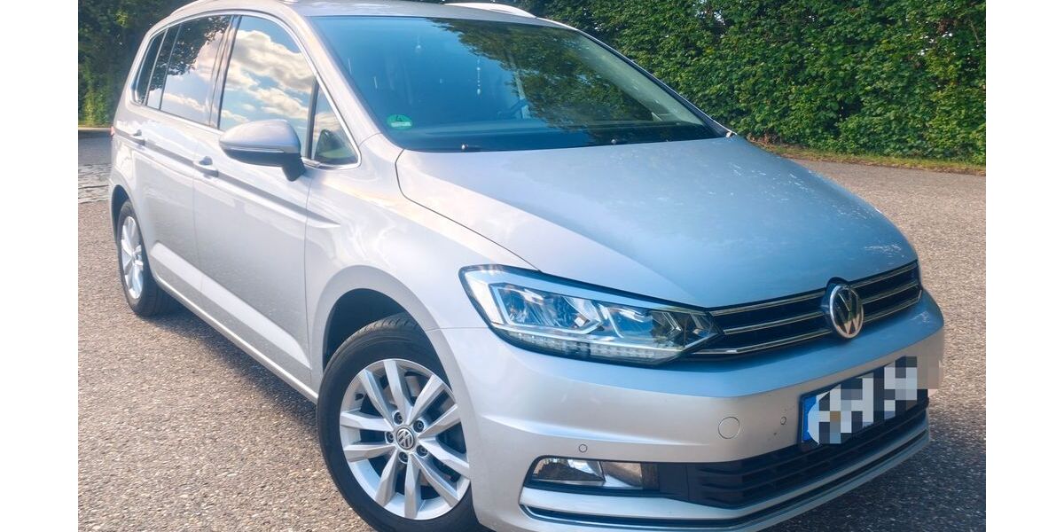 VW Touran 120.000 km 17.880 &euro; Pfatter 93102