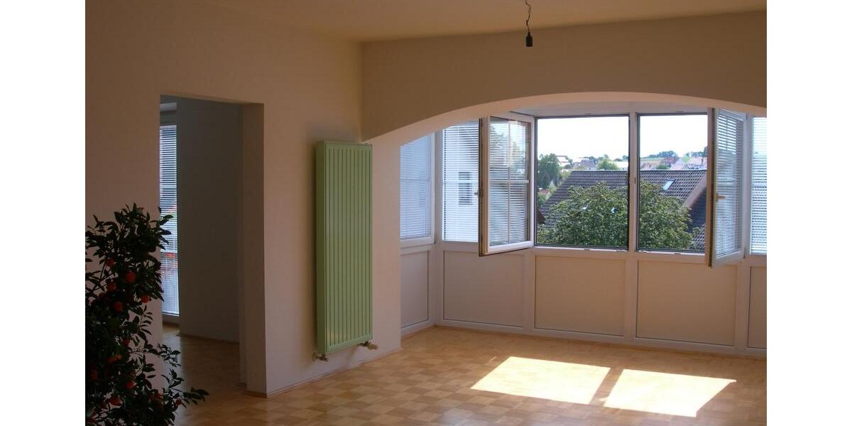 Etagenwohnung Lappersdorf - 5 Zimmer, 148 m&sup2;, 1.400&euro; | Angebot:25417748