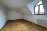 Dachgeschoßwohnung Deuerling - 4 Zimmer, 92 m&sup2;, 1.200&euro; | Angebot:26577851