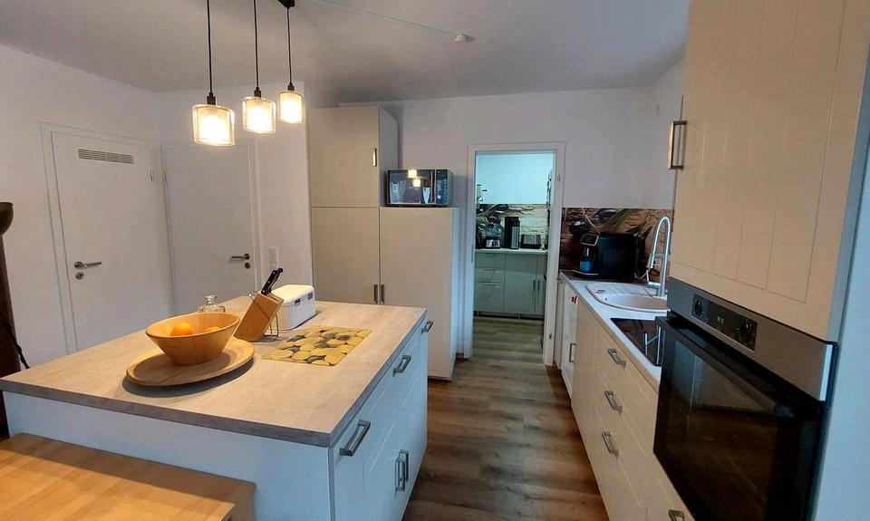 Doppelhaushälfte Kelheim - 5 Zimmer, 130 m&sup2;, 1.490&euro; | Angebot:26007666