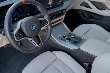 BMW i4 22.586 km 56.290 &euro; Rohr i. NB (bei Regensburg) 93352