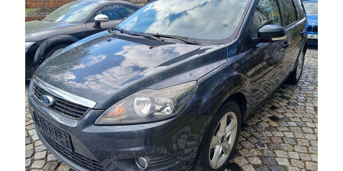 Ford Focus 183.000 km 1.999 &euro; Regensburg-Bernhardswald 93170