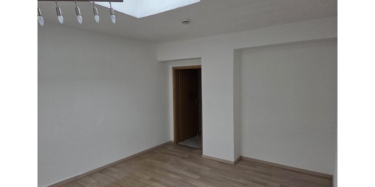 Erdgeschoßwohnung Regensburg Kumpfmühl - 2 Zimmer, 60 m&sup2;, 1.060&euro; | Angebot:25283575