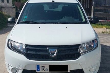 Dacia Sandero 64.080 km 3.400 &euro; Maxhütte-Haidhof 93142