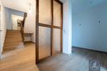 Renoviertes Architektenhaus mit Doppelgarage in bester Lage