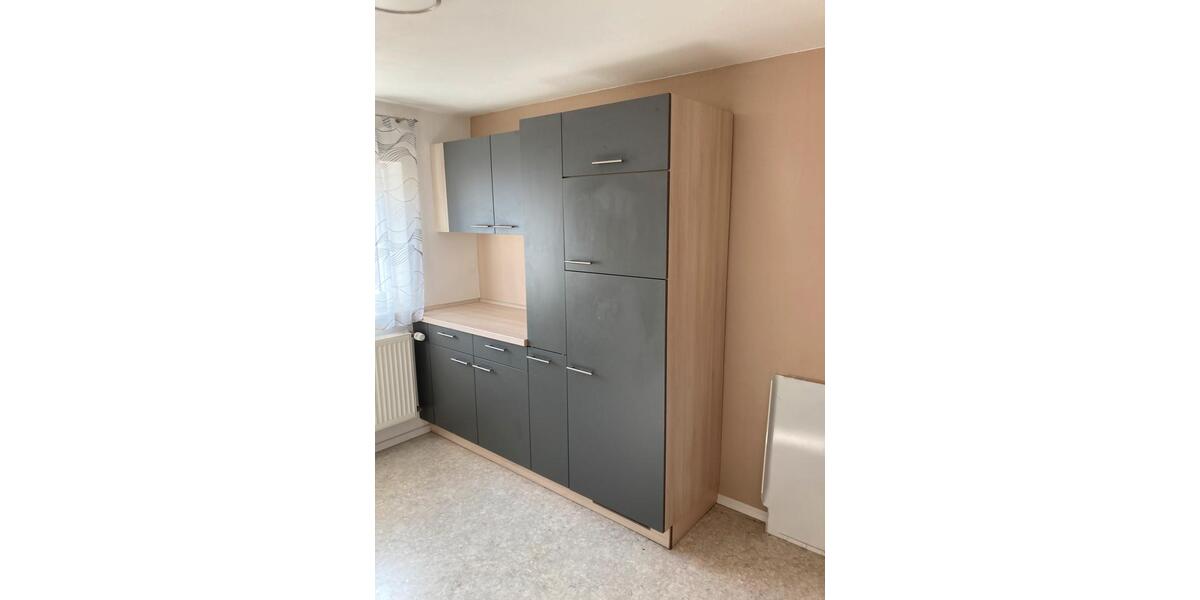 Dachgeschoßwohnung Tegernheim - 3 Zimmer, 46 m&sup2;, 400&euro; | Angebot:25397717