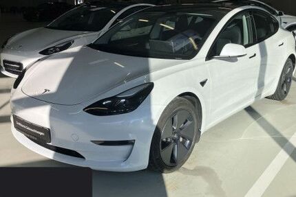Tesla Model 3 61.749 km 27.400 &euro; Obertraubling 93083