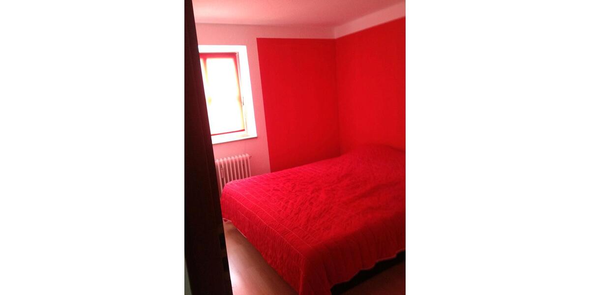 Etagenwohnung Neutraubling - 2 Zimmer, 62 m&sup2;, 250.000&euro; | Angebot:24662221