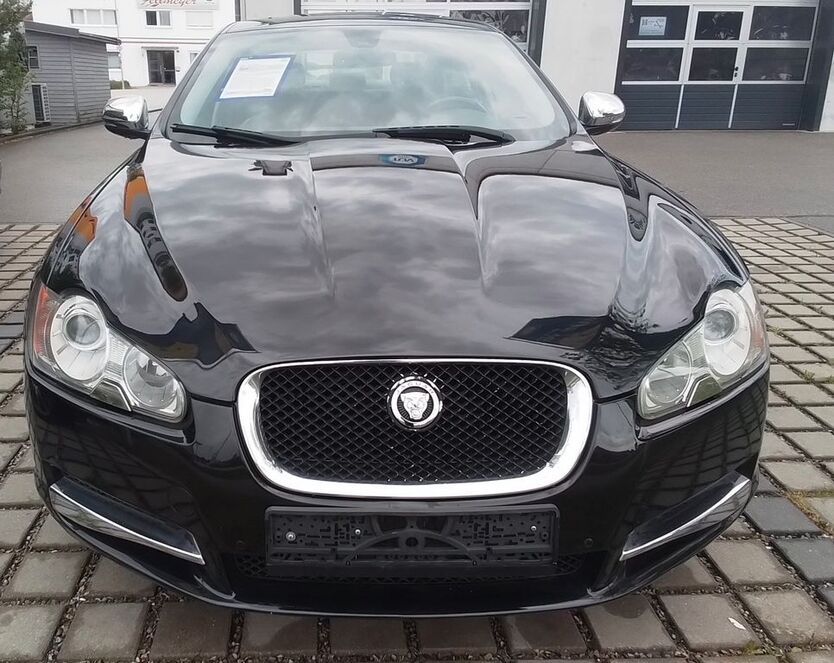 Jaguar XF 172.000 km 6.900 € Hemau 93155