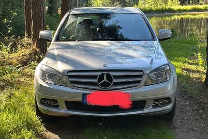 Mercedes 220
