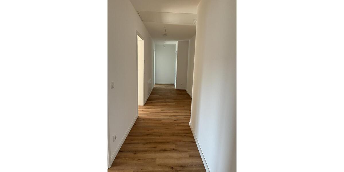 Etagenwohnung Teugn - 3 Zimmer, 100 m&sup2;, 1.150&euro; | Angebot:25922046