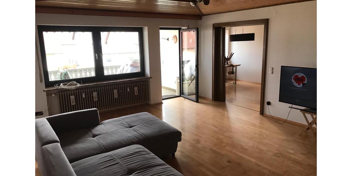 Etagenwohnung Sinzing - 5 Zimmer, 130 m&sup2;, 1.400&euro; | Angebot:25905392