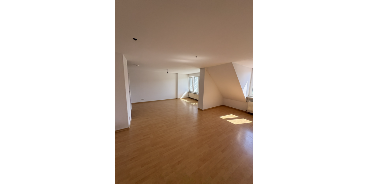 Etagenwohnung Regensburg Brandlberg - 4 Zimmer, 122 m&sup2;, 1.523&euro; | Angebot:27126877