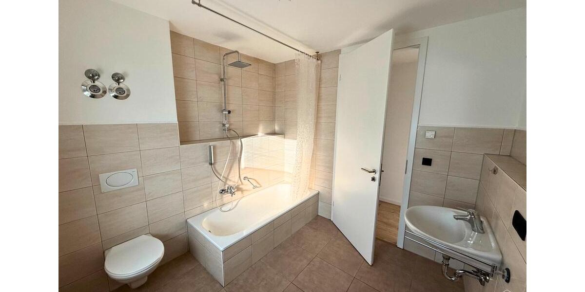 Etagenwohnung Kelheim - 3 Zimmer, 87 m&sup2;, 350.000&euro; | Angebot:26539525