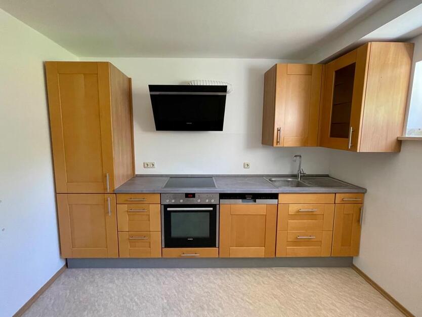 Wohnung - Vollmöblierte 40 m² KellerWohnung