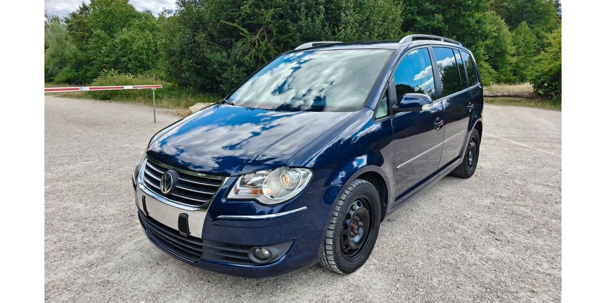 VW Touran 226.070 km 3.999 &euro; Bad Abbach 93077