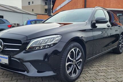 Mercedes-Benz C 180 55.250 km 23.460 &euro; Maxhütte-Haidhof 93142