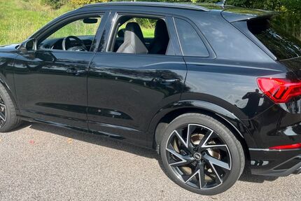 Audi RSQ3 16.000 km 51.950 &euro; Zeitlarn 93197