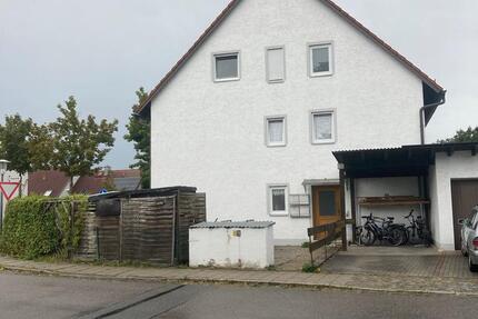 Wohnung Regenstauf - 5 Zimmer, 93 m&sup2;, 950&euro; | Angebot:27561798