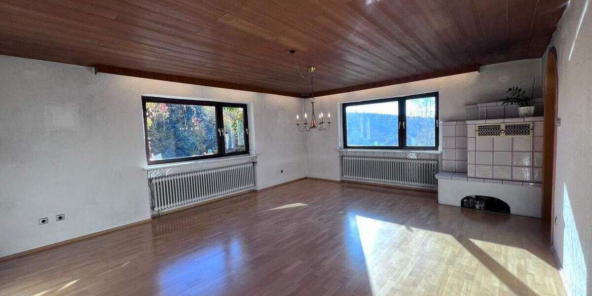 Mehrfamilienhaus, Wohnhaus Sinzing Saxberg - 6 Zimmer, 207 m&sup2;, 449.000&euro; | Angebot:25745210