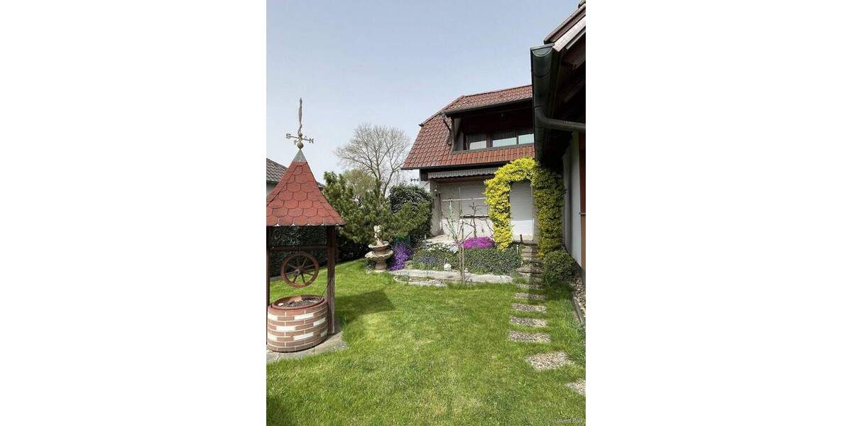 Einfamilienhaus Abensberg - 9 Zimmer, 190 m&sup2;, 490.000&euro; | Angebot:25739846