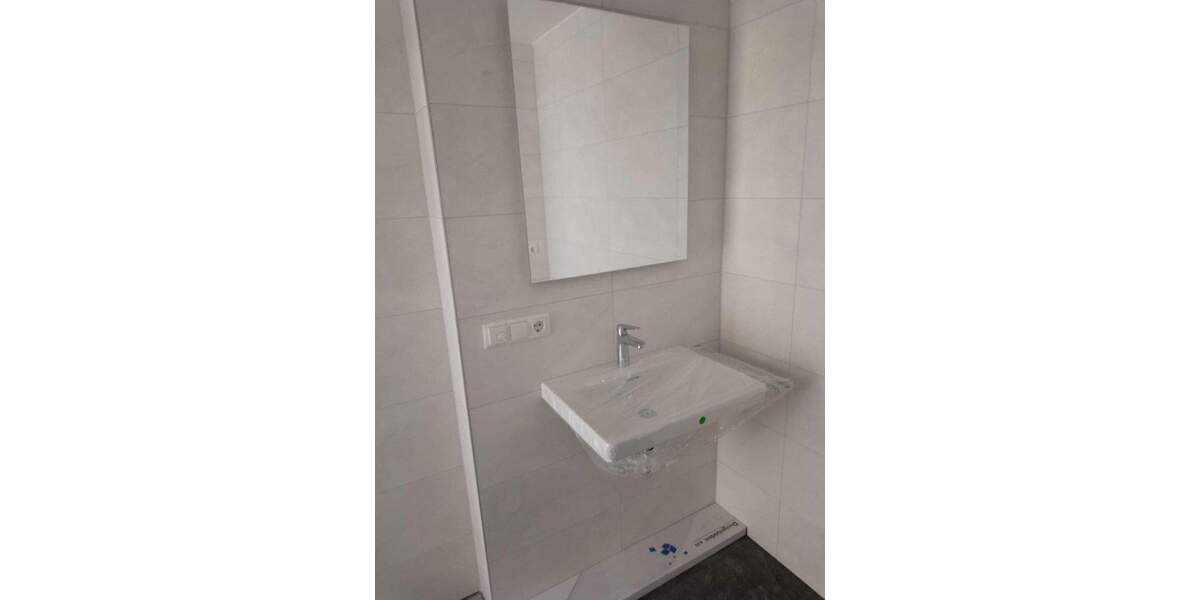 Etagenwohnung Schierling - 2 Zimmer, 61 m&sup2;, 760&euro; | Angebot:25711064