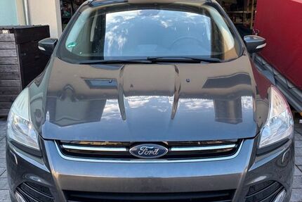 Ford Kuga 156.500 km 11.950 &euro; Maxhütte-Haidhof 93142