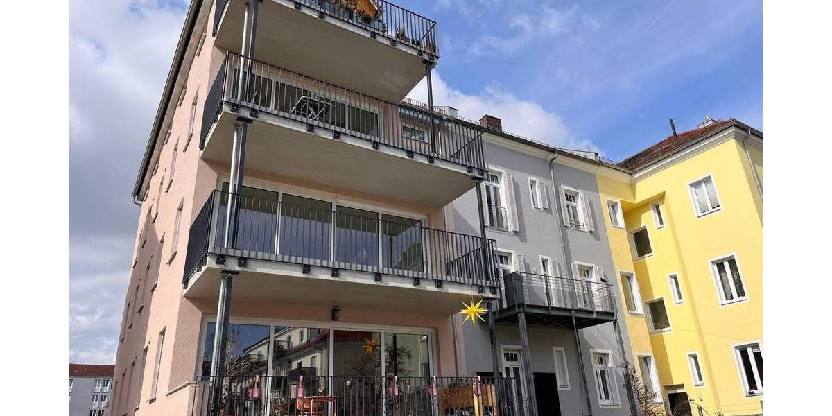 Etagenwohnung Regensburg Kasernenviertel - 4 Zimmer, 101 m&sup2;, 1.600&euro; | Angebot:25726534