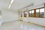 Gewerbeobjekt Nittendorf - 9 Zimmer, 169 m&sup2;, 1.495&euro; | Angebot:24740252